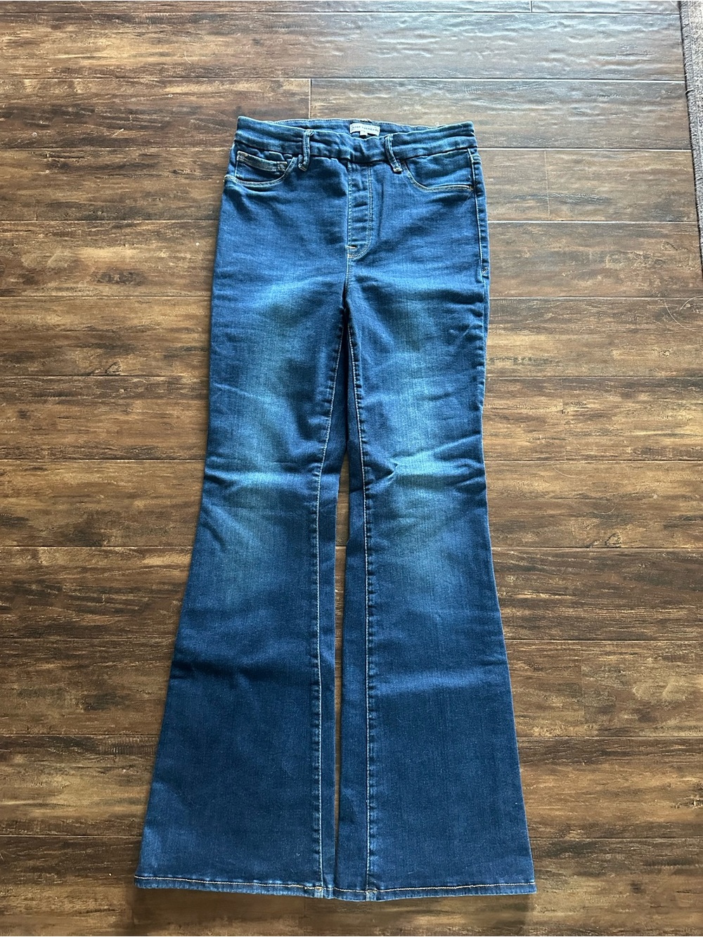 Good American Good Legs Pull-On Flare Jeans